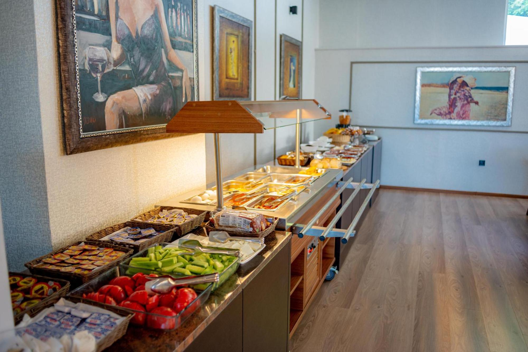 Kruševo Hotel Montana Palace מראה חיצוני תמונה