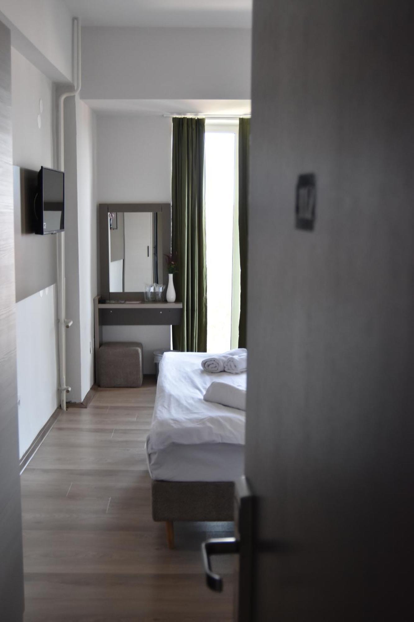 Kruševo Hotel Montana Palace מראה חיצוני תמונה