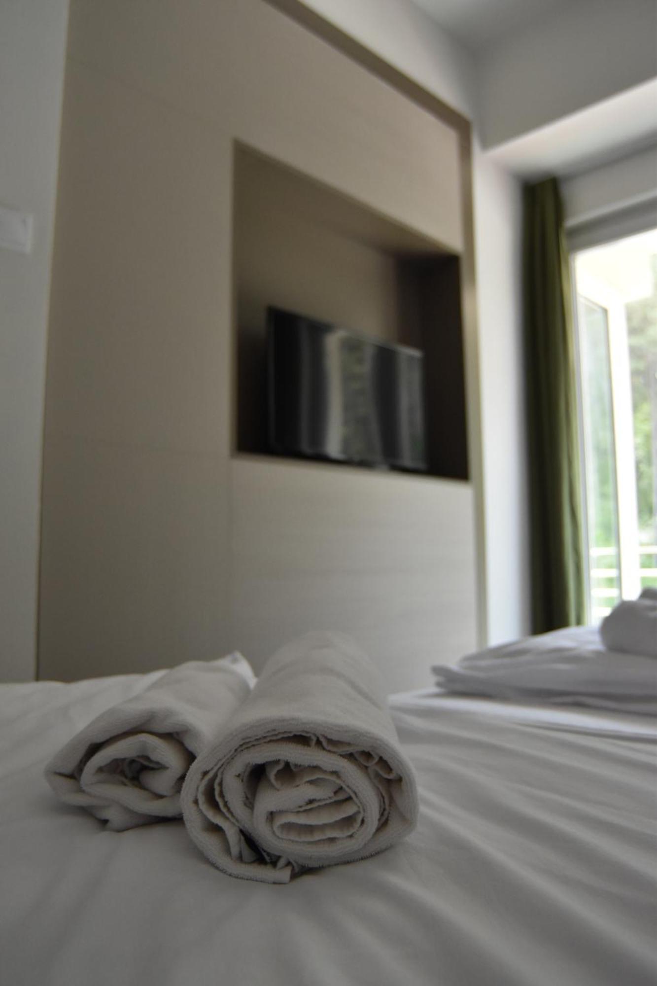 Kruševo Hotel Montana Palace מראה חיצוני תמונה