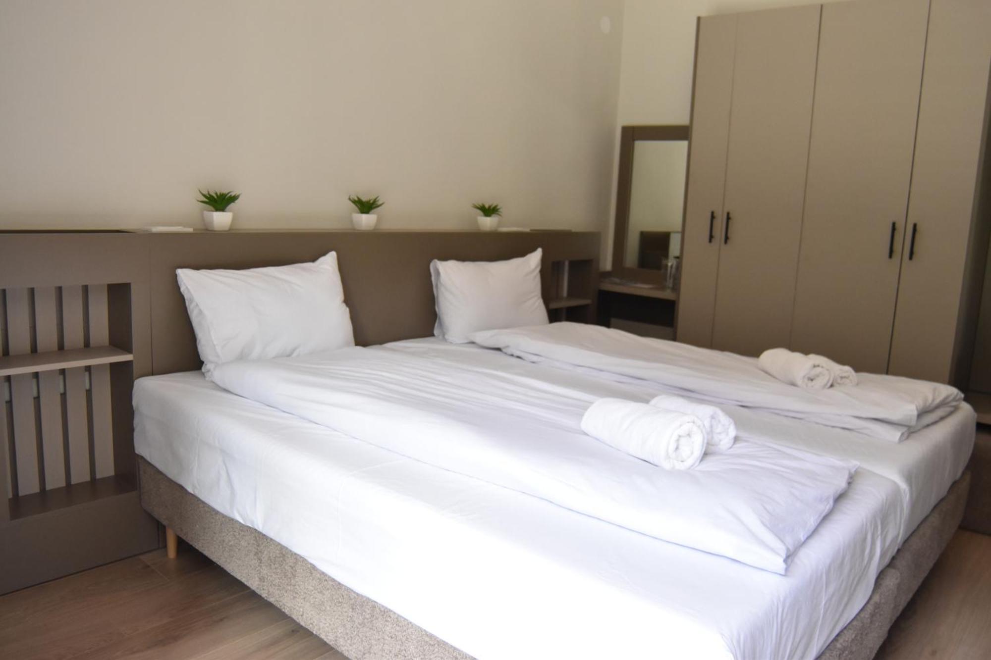 Kruševo Hotel Montana Palace מראה חיצוני תמונה
