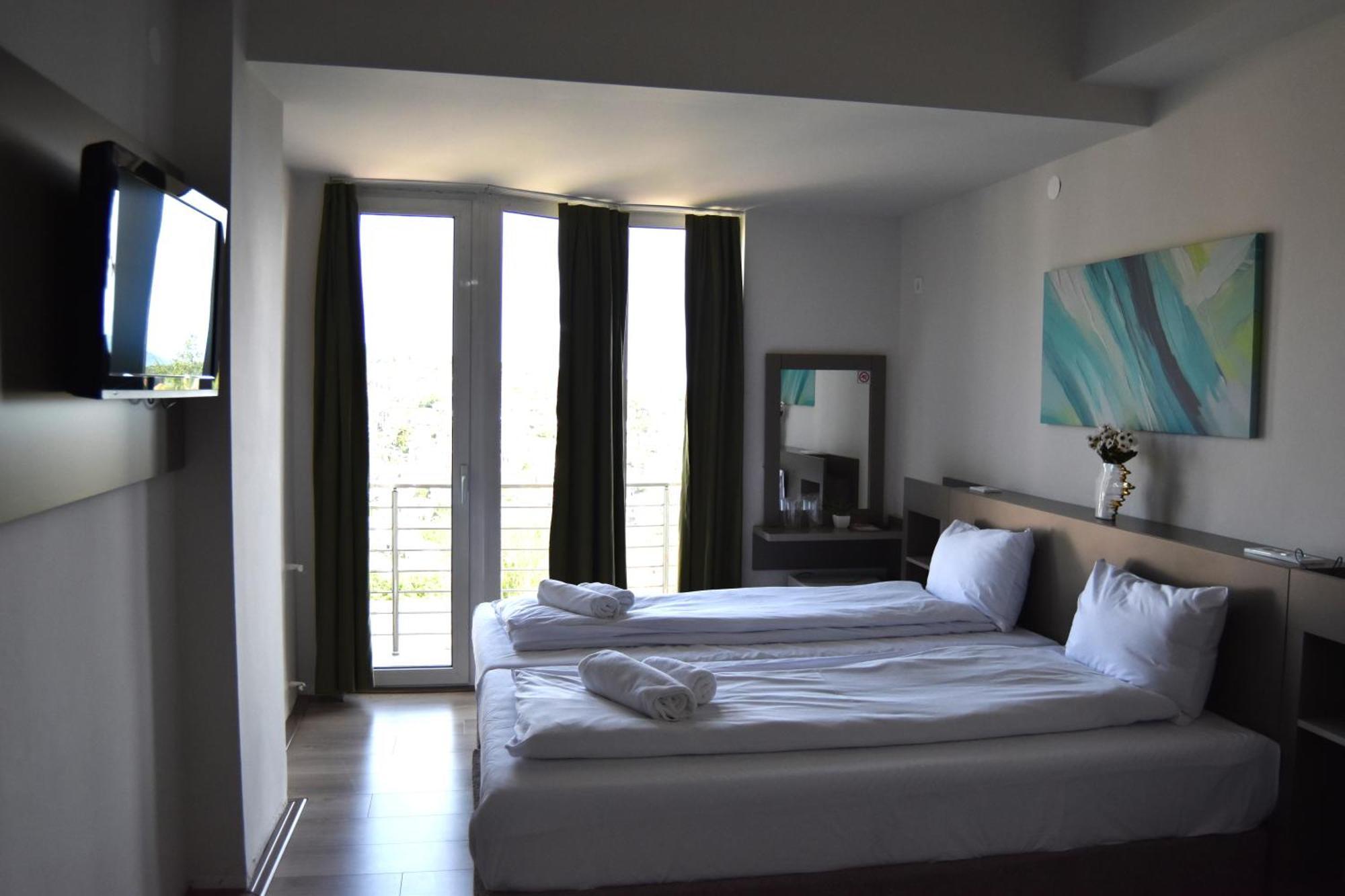 Kruševo Hotel Montana Palace מראה חיצוני תמונה
