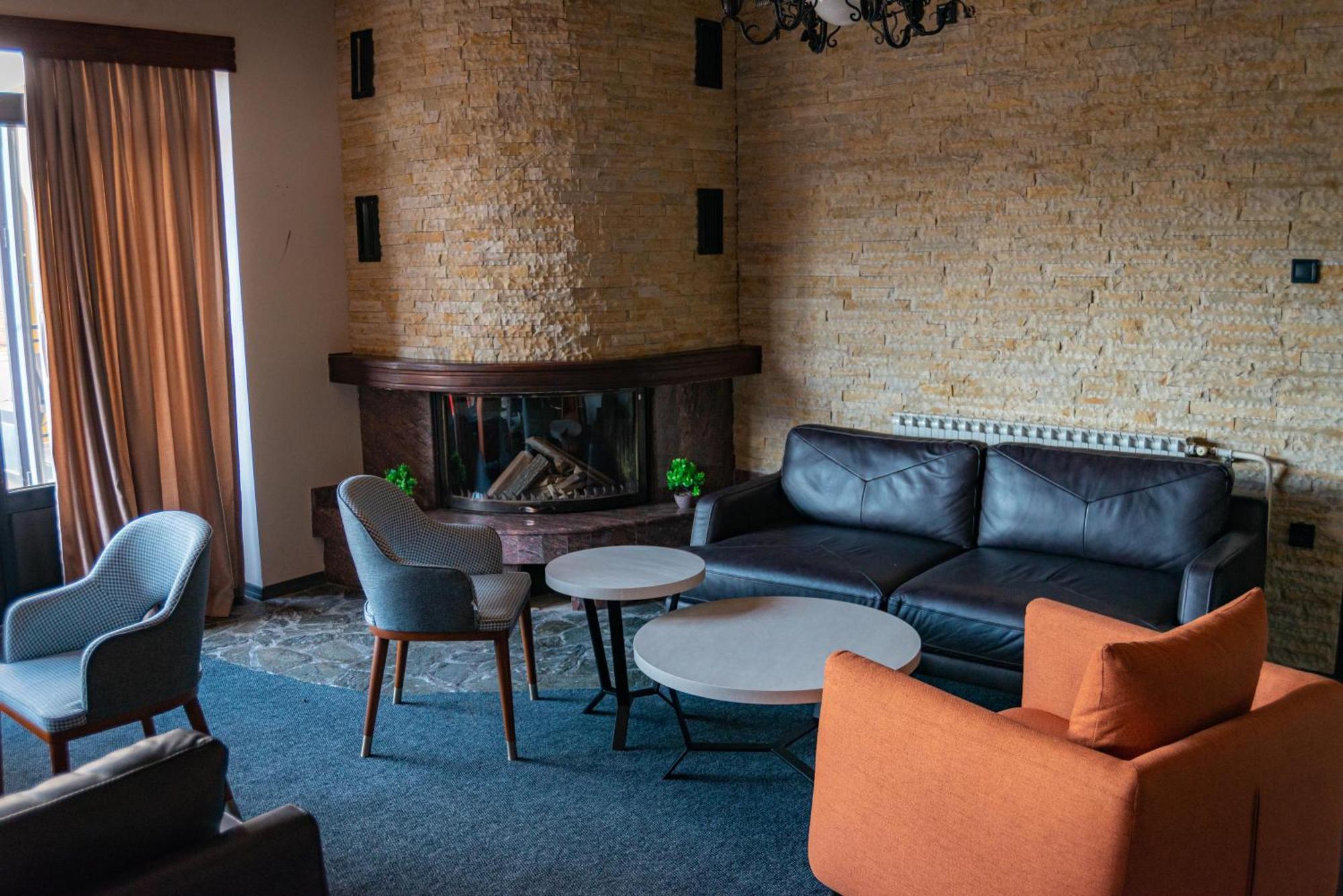 Kruševo Hotel Montana Palace מראה חיצוני תמונה