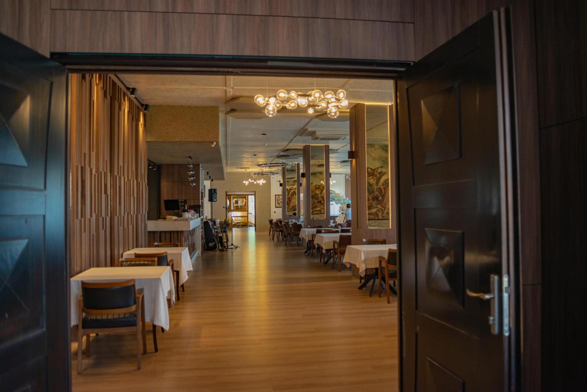 Kruševo Hotel Montana Palace מראה חיצוני תמונה