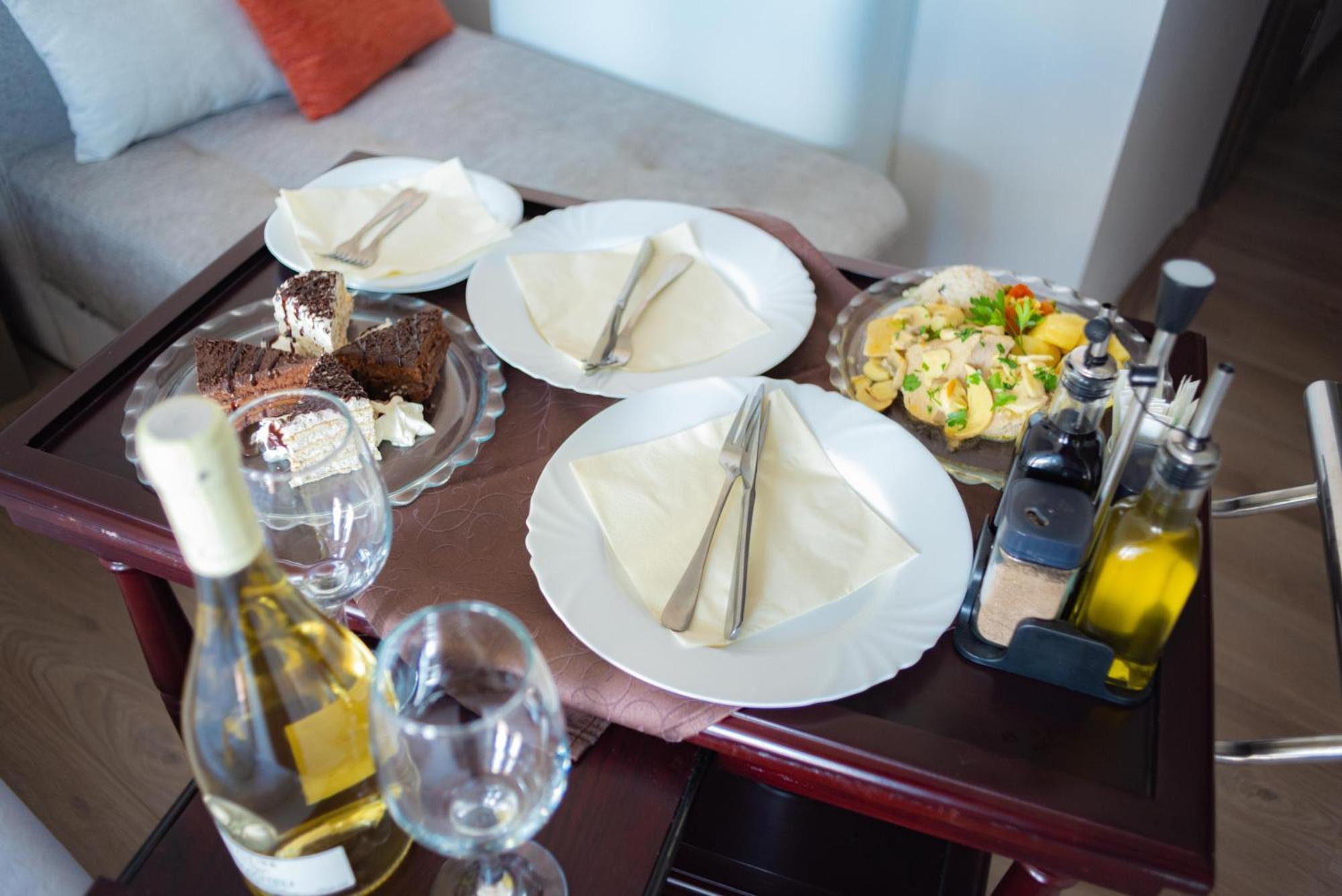 Kruševo Hotel Montana Palace מראה חיצוני תמונה